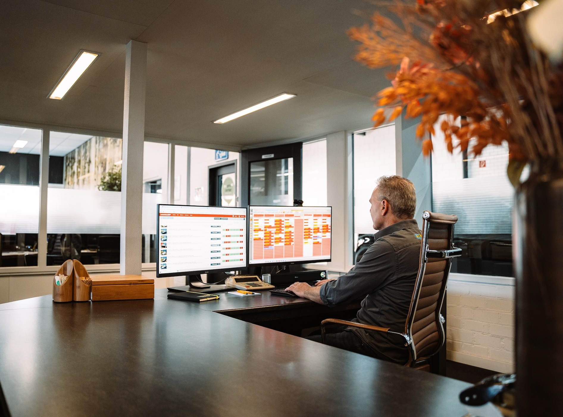 Subpage Details Slider Image Receptionist | Van Gorp Auto’s