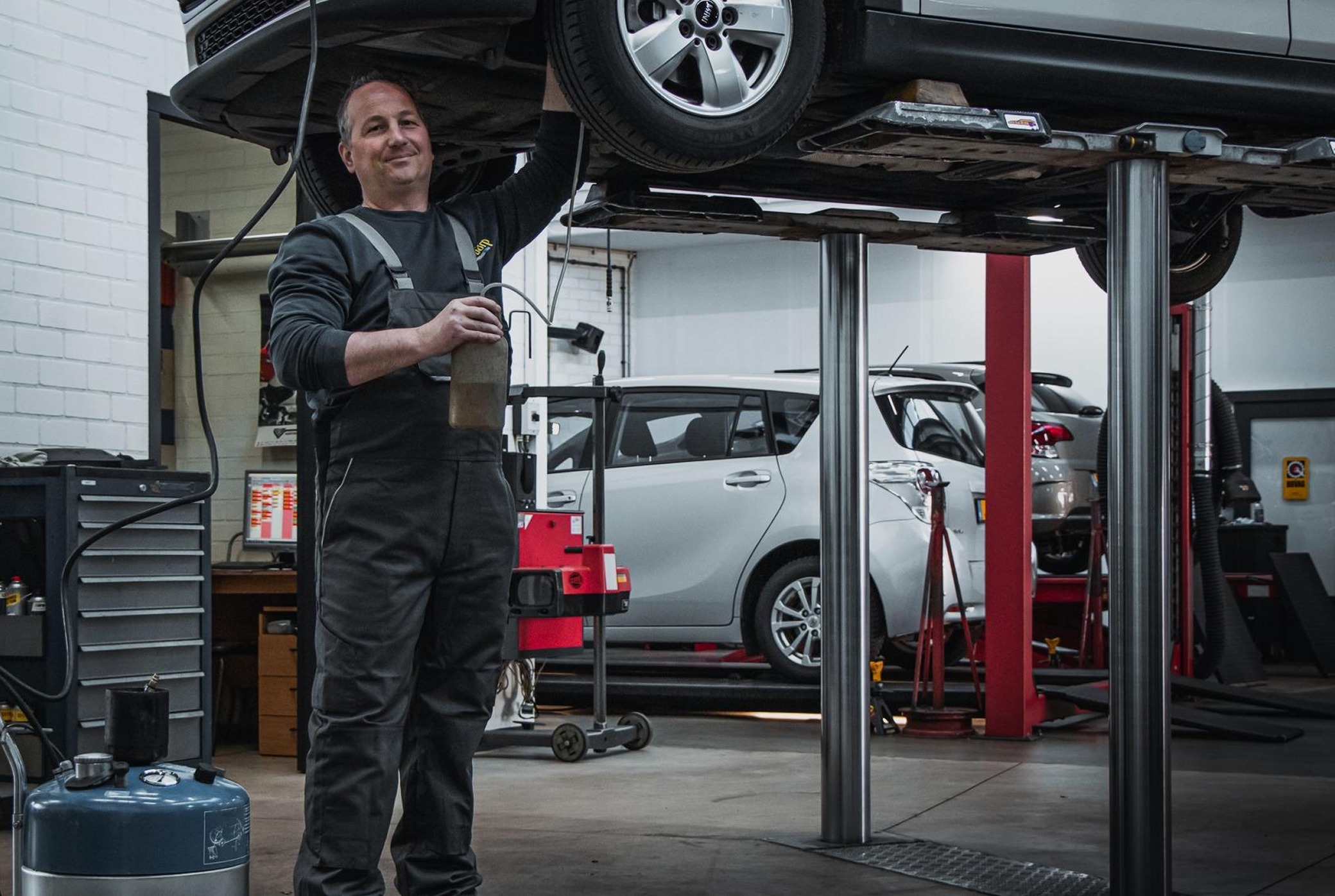 Subpage Details Slider Image Remvloeistofservice | Van Gorp Auto’s