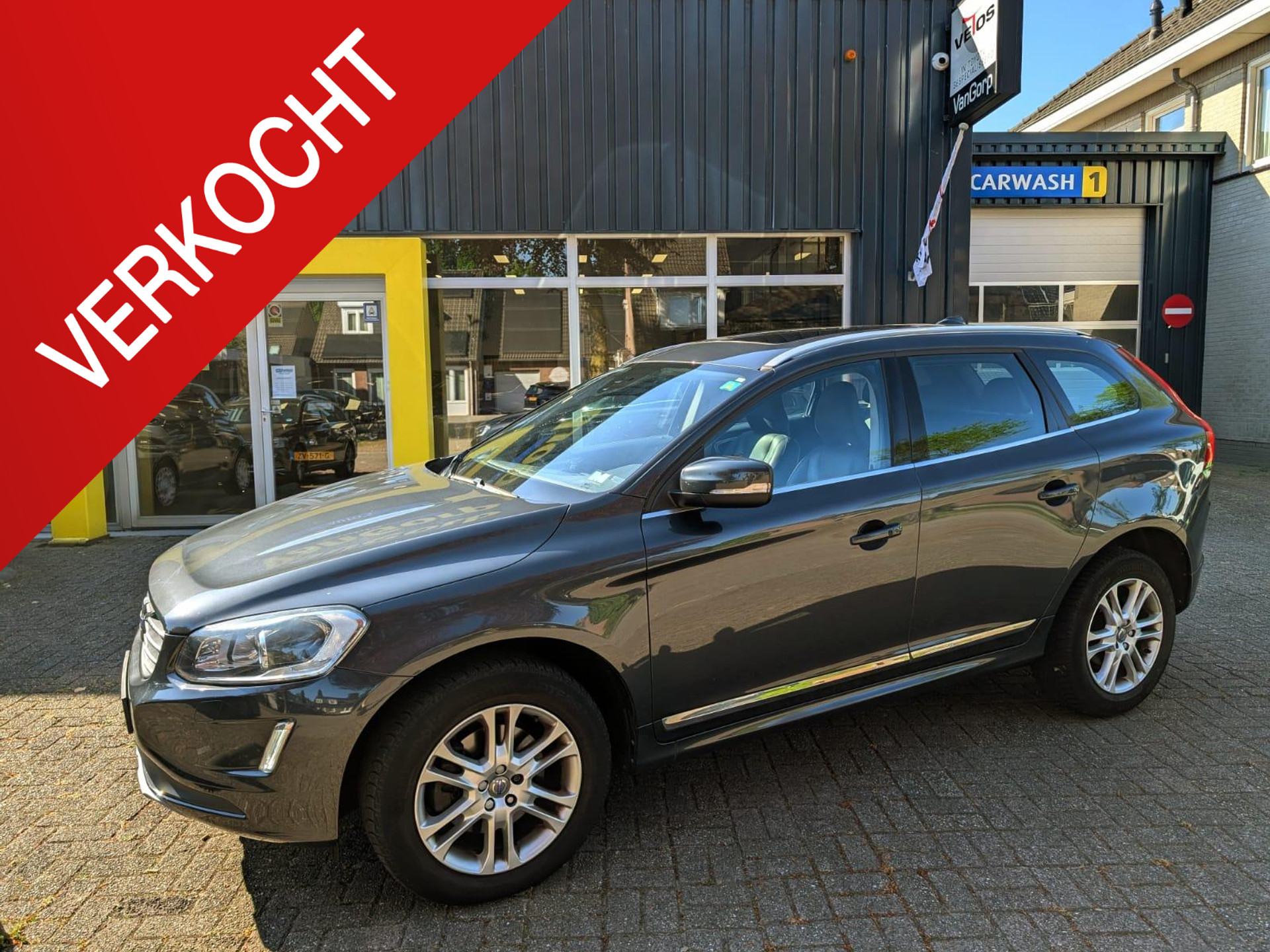 Volvo XC60 2.0 T5 FWD Momentum All-in prijs! 44683621-0.jpg | Van Gorp Auto’s
