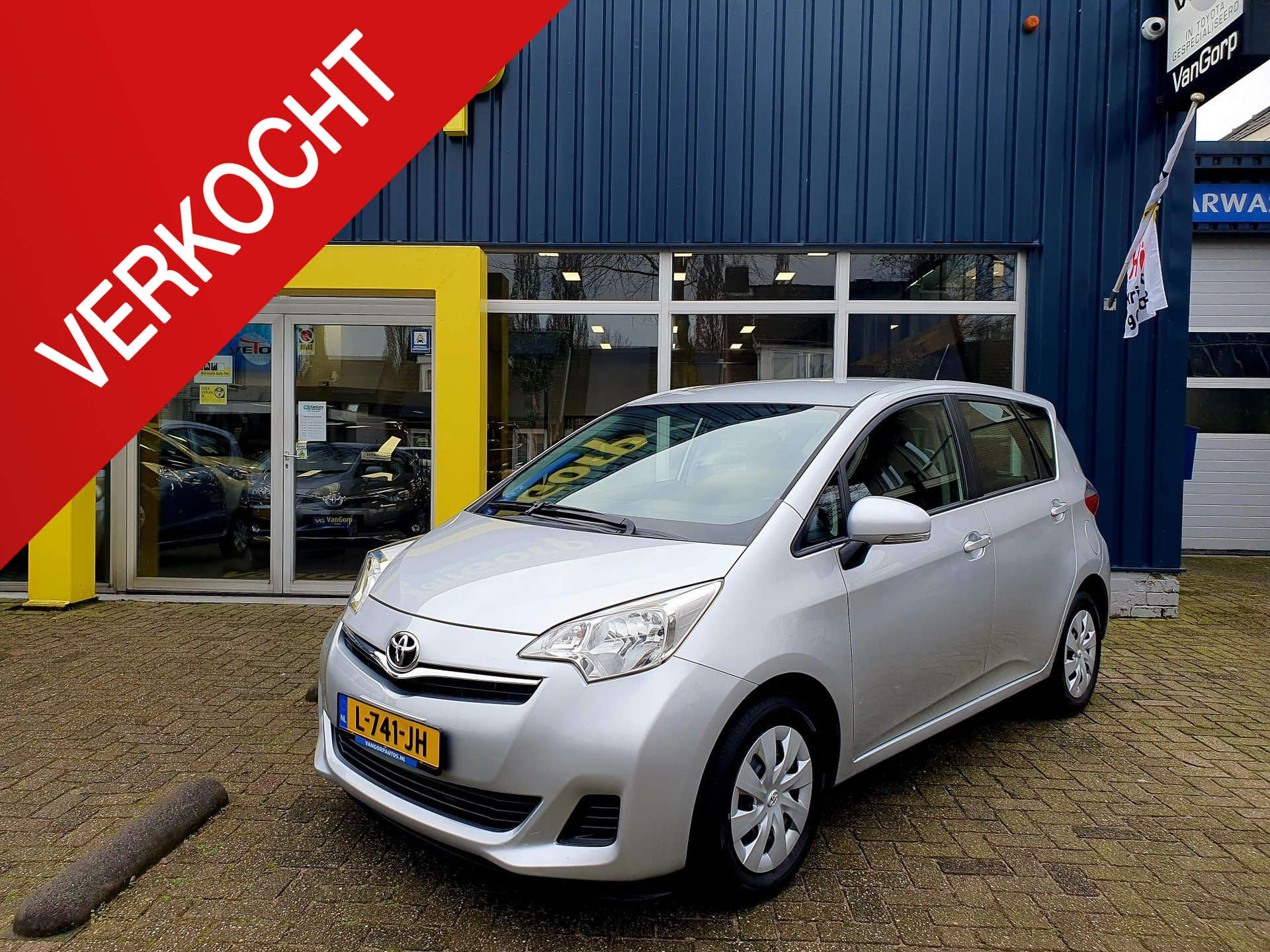 Toyota Verso-S 1.3 VVT-i Comfort Plus All-in prijs! 42885210-0.jpg | Van Gorp Auto’s