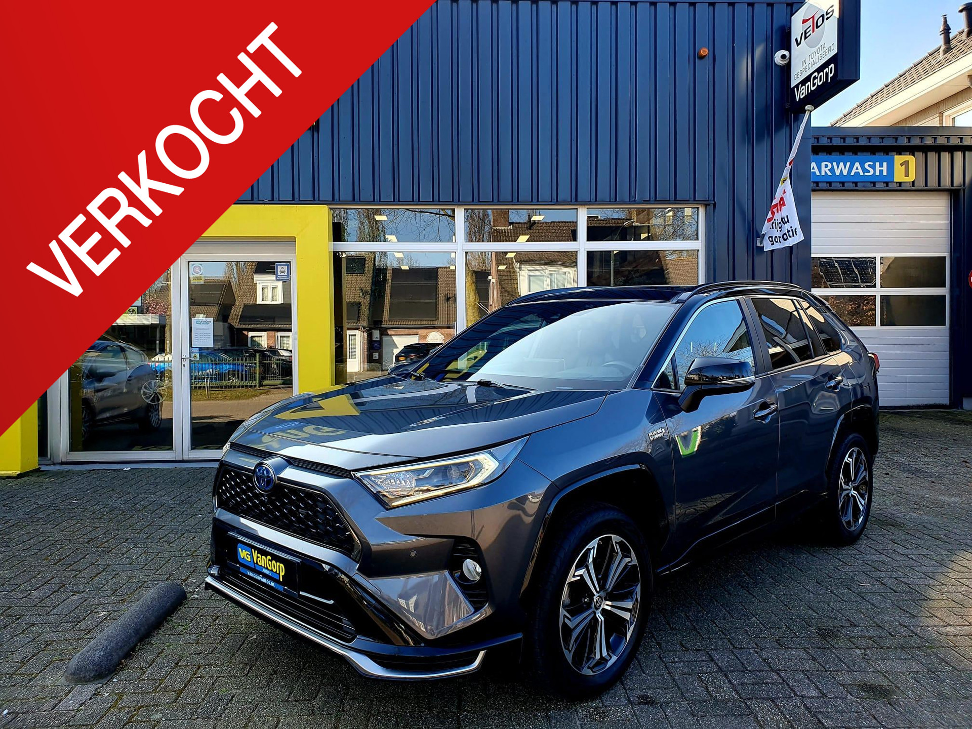 Toyota RAV4 2.5 Plug-in Hybrid AWD Bi-Tone Plus All-in prijs! 43803318-0.jpg | Van Gorp Auto’s